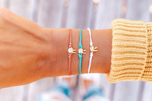 Load image into Gallery viewer, Peace Sign Charm
