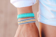 Load image into Gallery viewer, Striped Beaded Bracelet Black &amp; White
