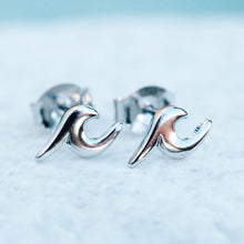 Load image into Gallery viewer, Wave Stud Earrings
