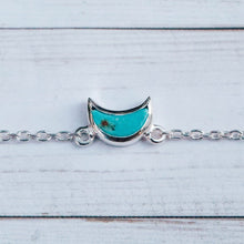 Load image into Gallery viewer, Crescent Moon Necklace
